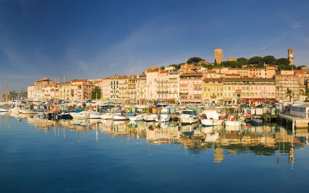 Cannes location vacances appartement côte d'azur congrès logement saisonnière courte durée