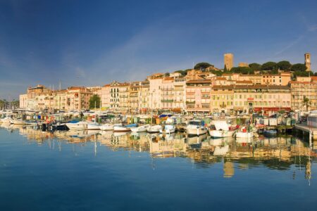 Cannes location vacances appartement côte d'azur congrès logement saisonnière courte durée